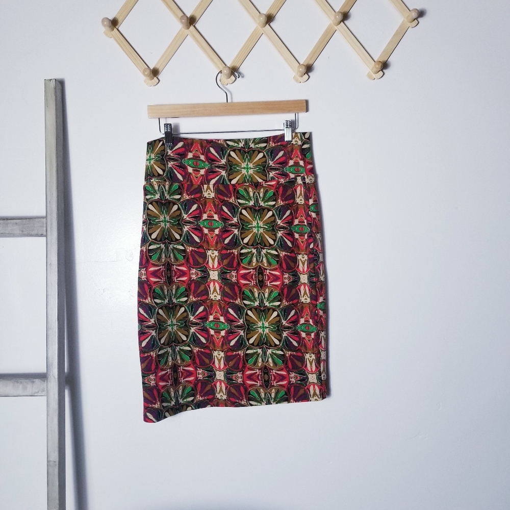 NWT LULAROE CASSIE PENCIL SKIRT SIZE LARGE